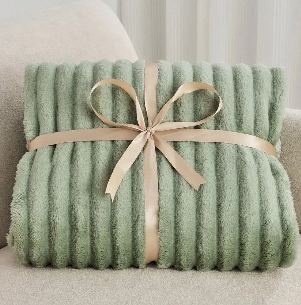 <em><strong>Linnea Olsson</strong></em>